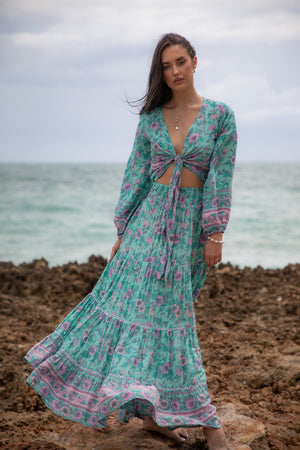 
            
                Load image into Gallery viewer, Cruz Maxi Skirt in Maui
            
        