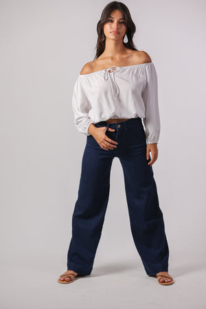 
            
                Load image into Gallery viewer, Cali Off the Shoulder Top in White
            
        