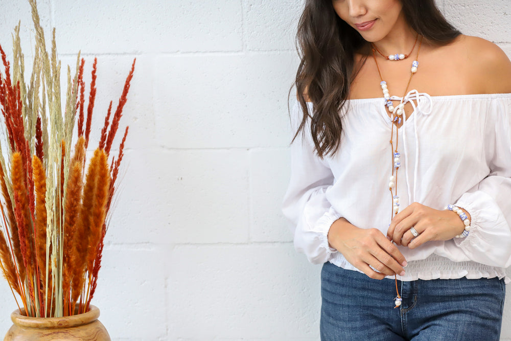 
            
                Load image into Gallery viewer, Capri Lariat Necklace
            
        