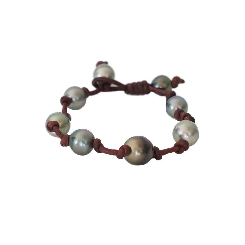 
            
                Load image into Gallery viewer, Tahitian Pearl Station Bracelet -- Sea Lustre Jewelry - 2
            
        