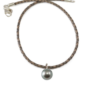 
            
                Load image into Gallery viewer, Hadley Choker in Tahitian Pearl -- Sea Lustre Jewelry
            
        