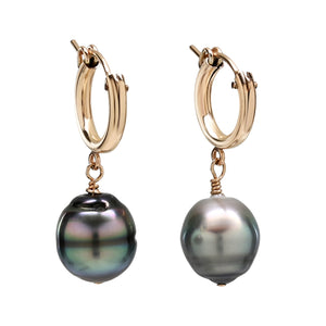 
            
                Load image into Gallery viewer, Classic Tahitian Pearl Hoops
            
        